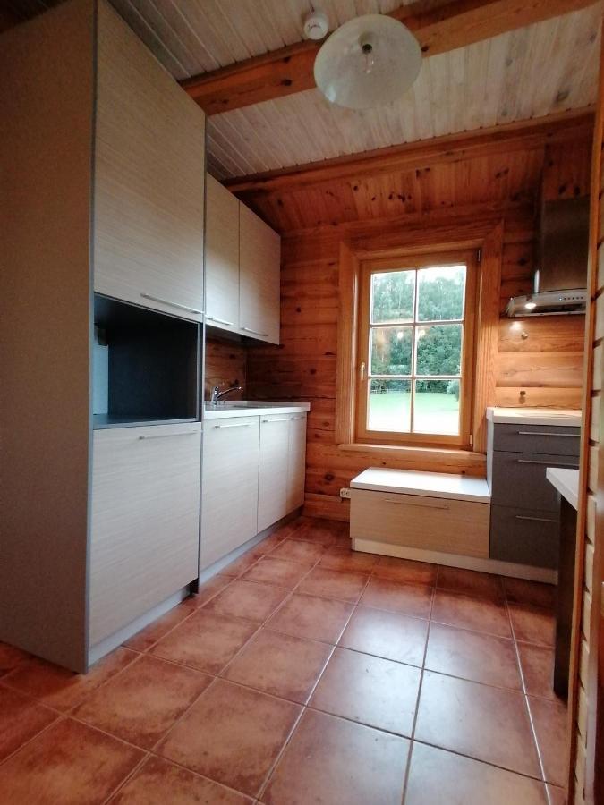 Guest House Unguri Stalbe Exterior photo