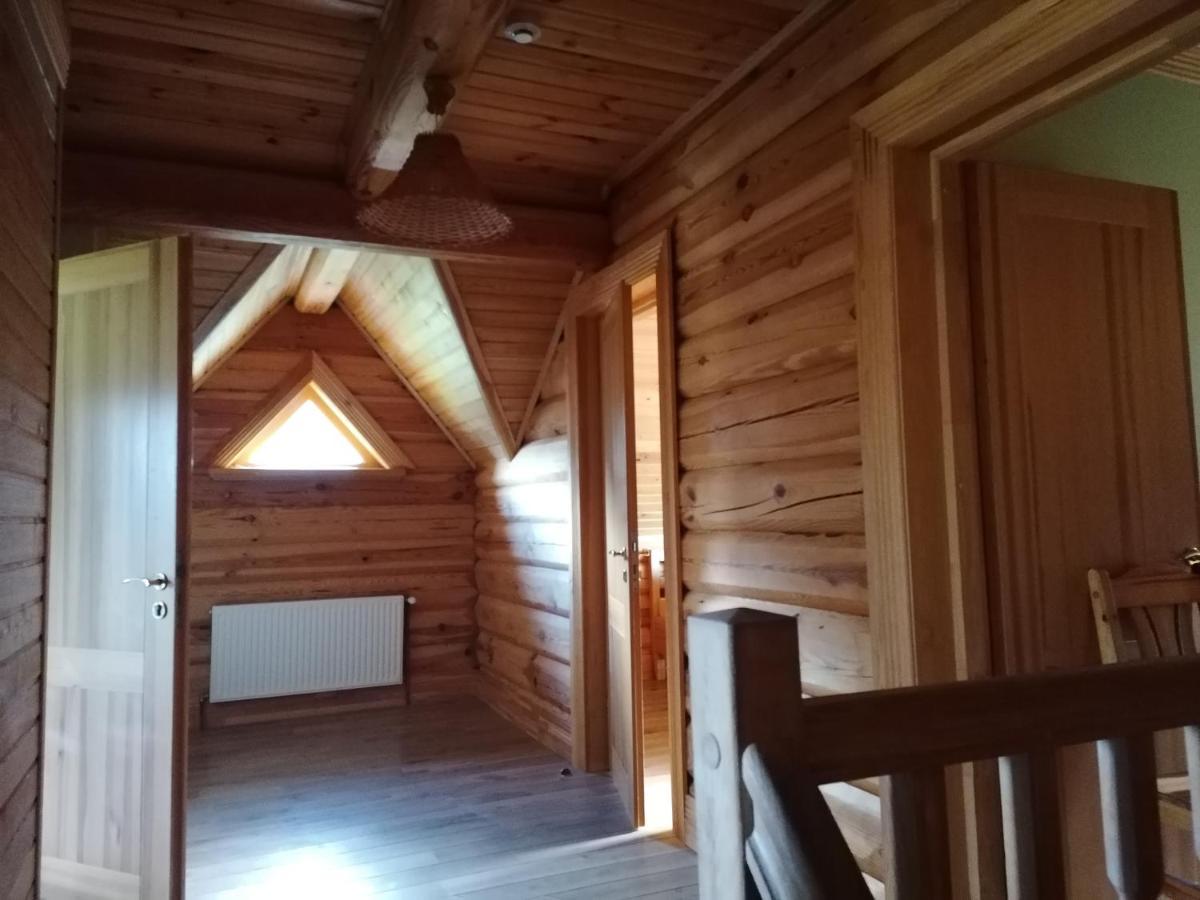 Guest House Unguri Stalbe Exterior photo