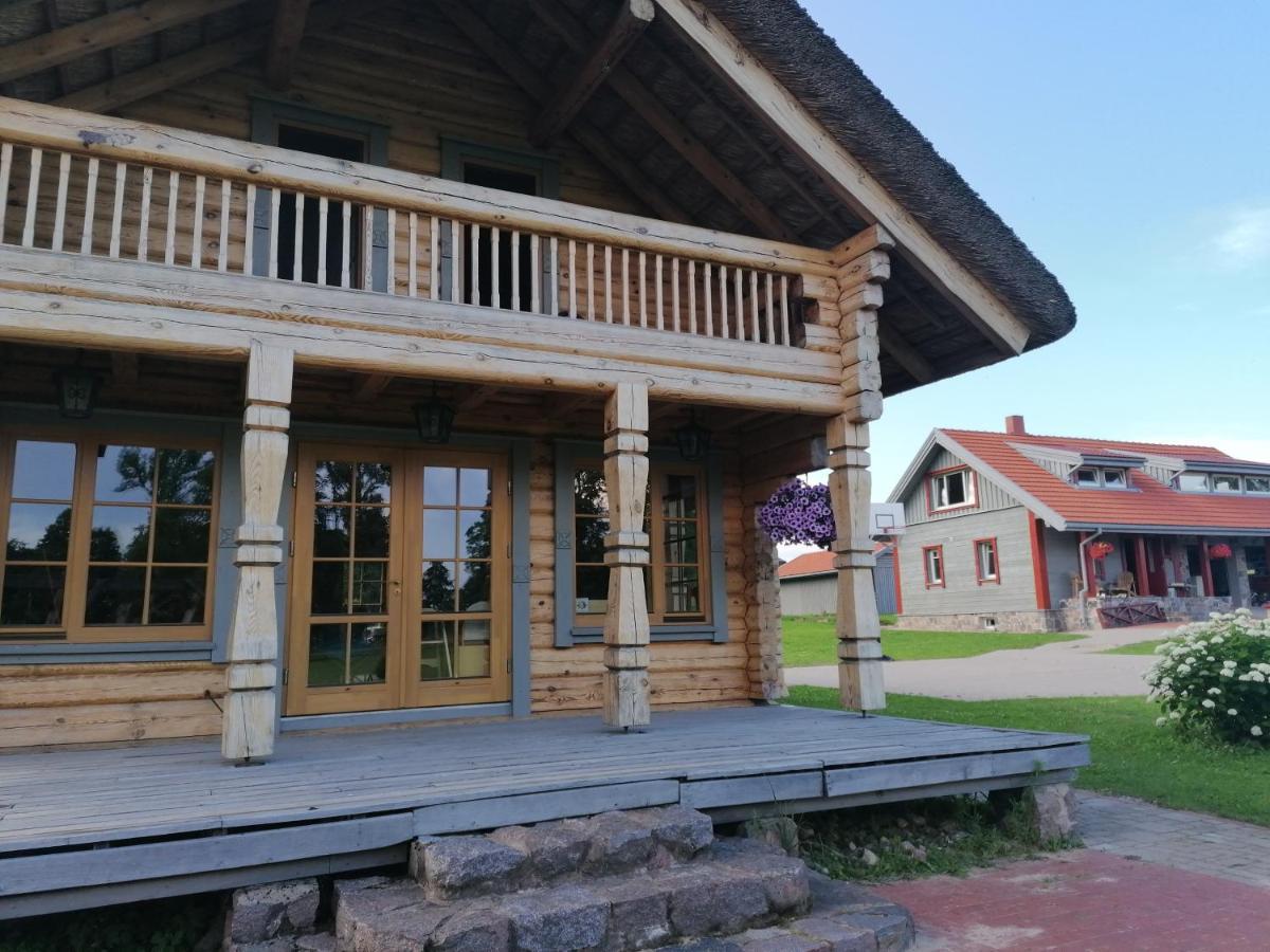 Guest House Unguri Stalbe Exterior photo