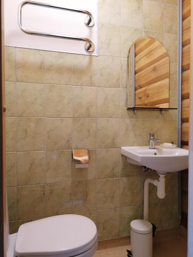 Guest House Unguri Stalbe Exterior photo